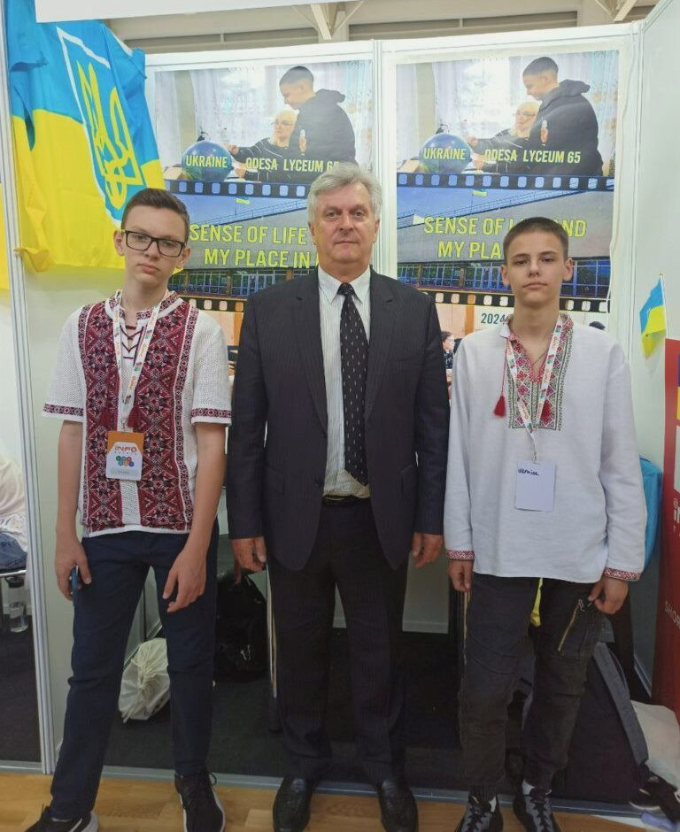 1025 image for slide