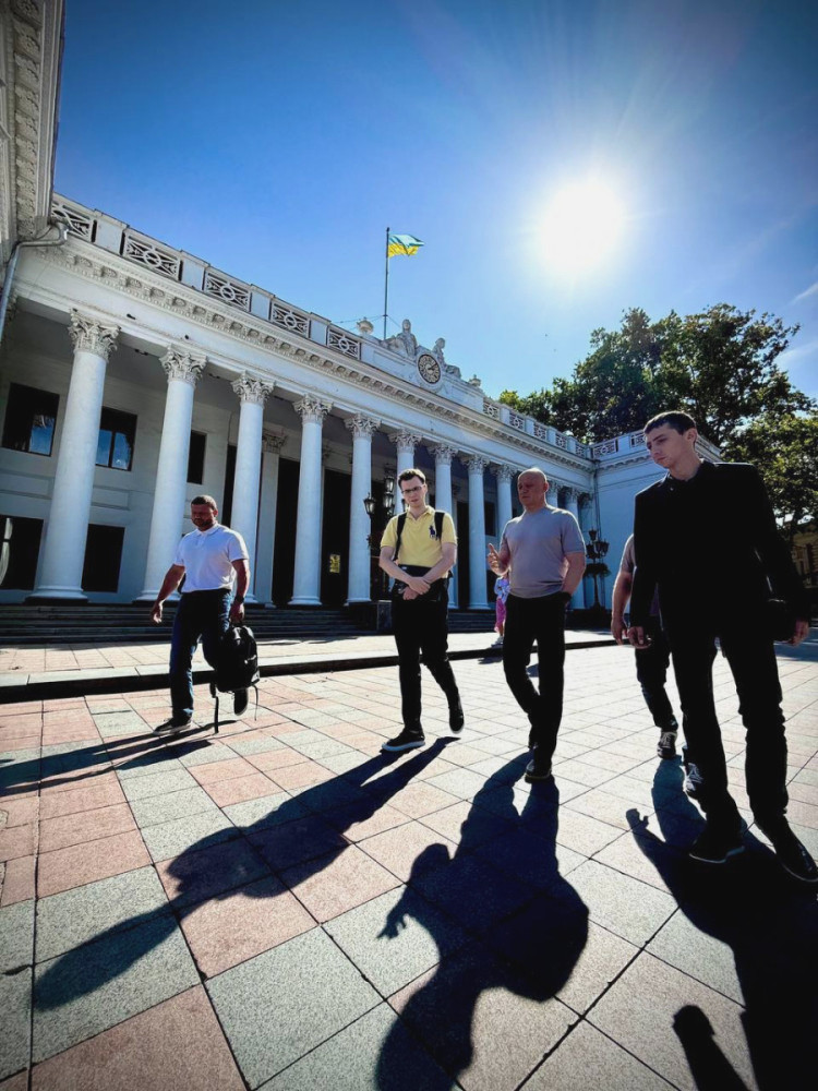 6563 image for slide