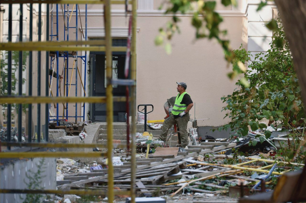 7449 image for slide