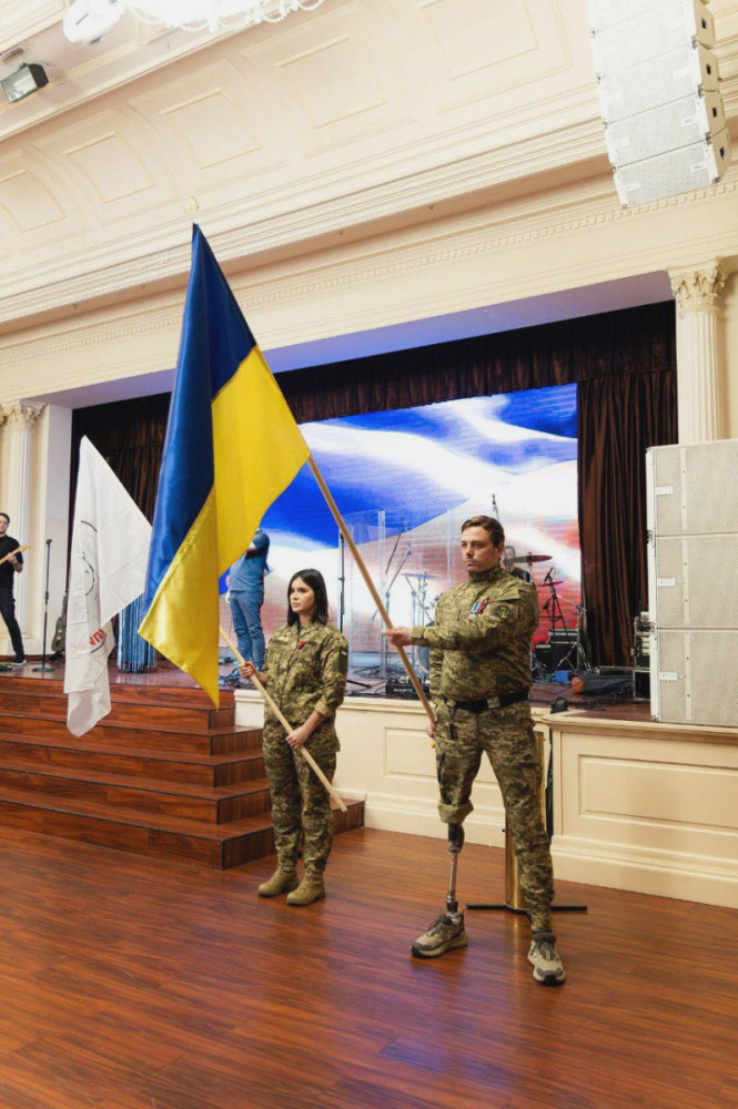 8242 image for slide