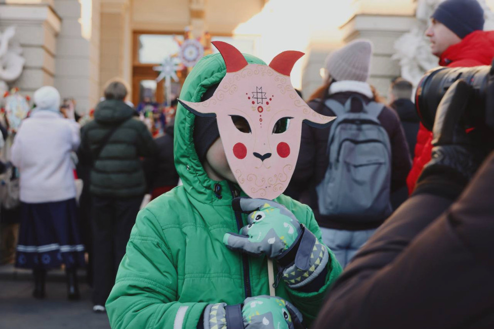 8304 image for slide