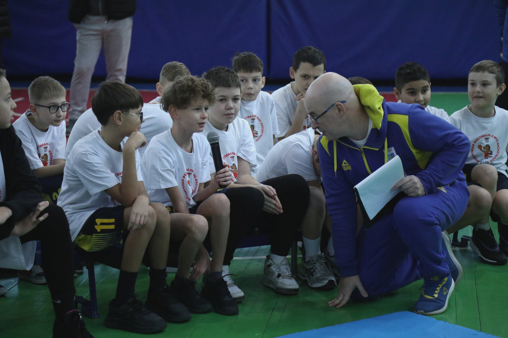 8369 image for slide